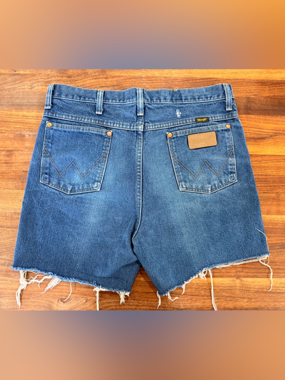 Wrangler women’s Blue Cut-Off Denim Shorts